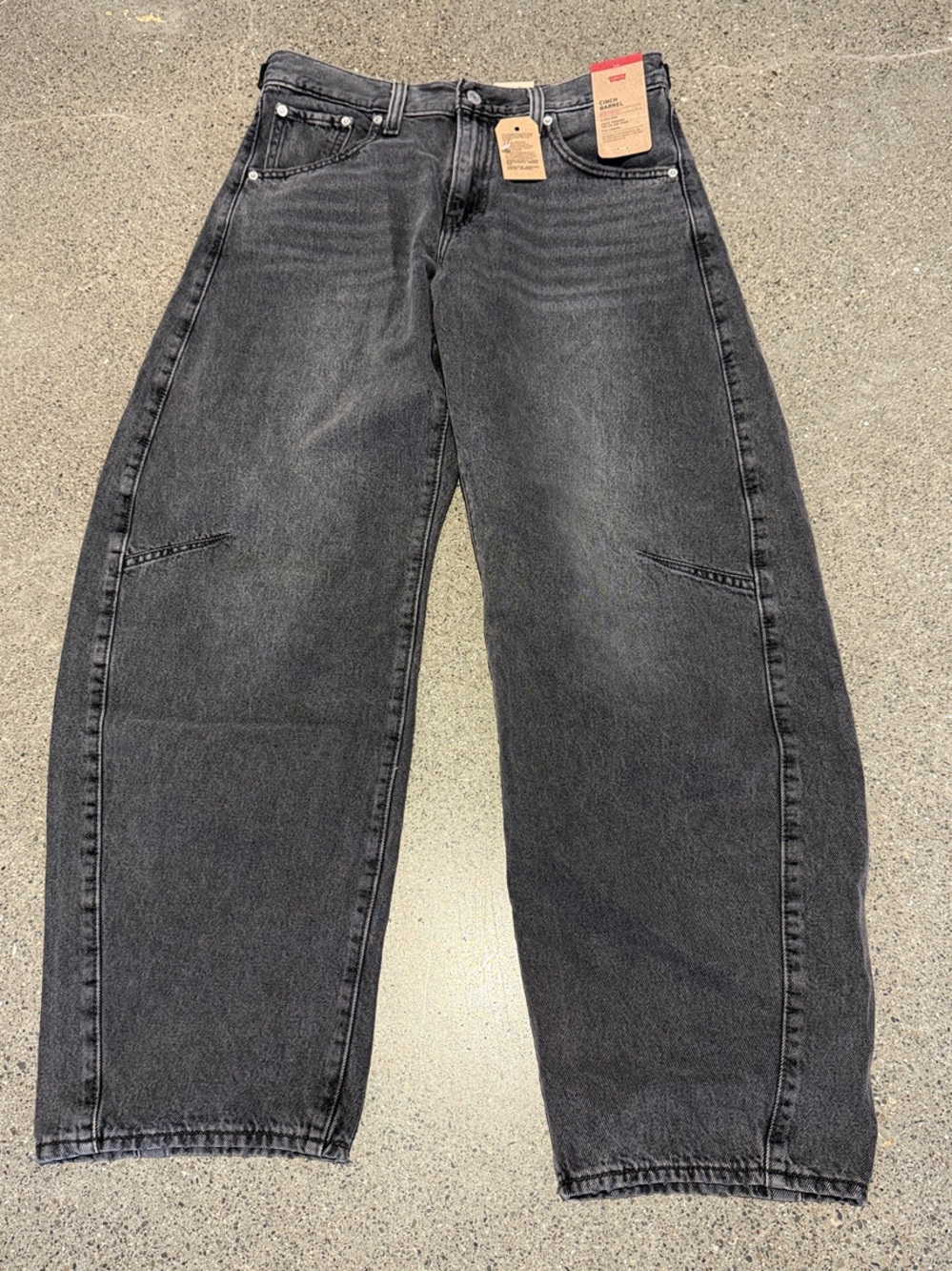Levi's Women's High-Rise Cinch Barrel Jeans New with tags